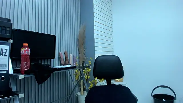 Snapshot of samanthajonexxx chatting on February 17, 2026, 3:31 pm samanthajonexxx online show from February 17, 2026, 3:31 pm