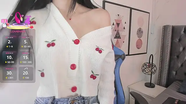 Snapshot of Anya_Belth chatting on October 21, 2025, 5:34 pm Anya Belth online show from October 21, 2025, 5:34 pm