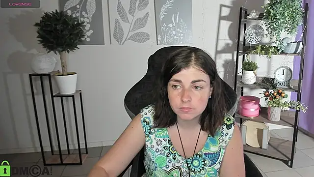 MartaEdams online show from July 10, 2026, 5:29 am