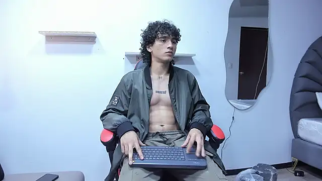 Snapshot of JackesTaylor chatting on September 11, 2025, 5:07 am JackesTaylor online show from September 11, 2025, 5:07 am