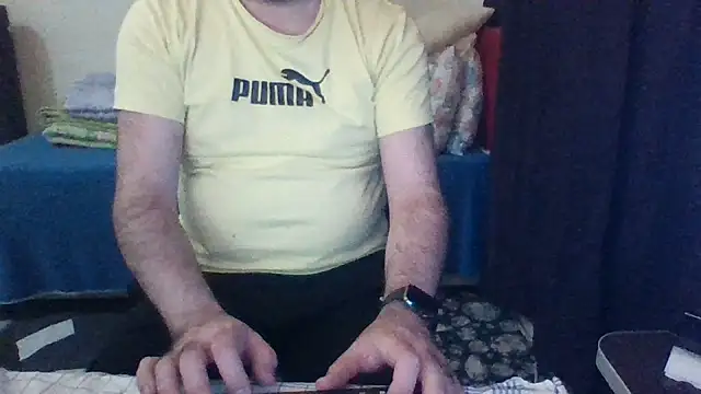 Snapshot of st206boy chatting on May 30, 2026, 12:39 am st206boy online show from May 30, 2026, 12:39 am