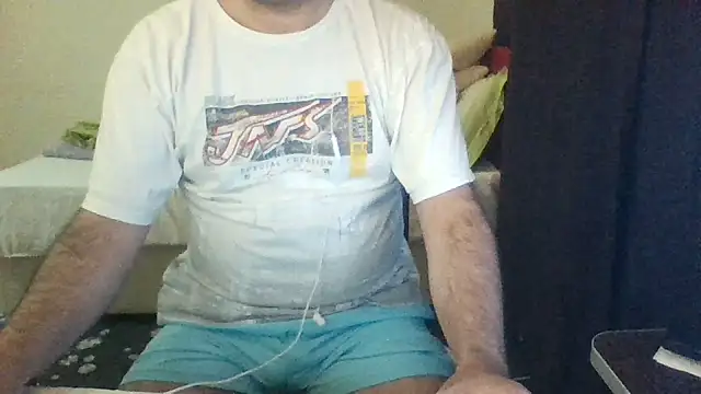 Snapshot of st206boy chatting on July 1, 2026, 12:00 am st206boy online show from July 1, 2026, 12:00 am