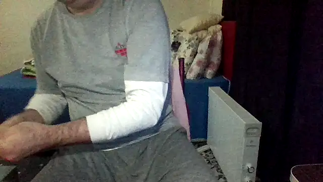 st206boy online show from February 15, 2026, 10:52 pm