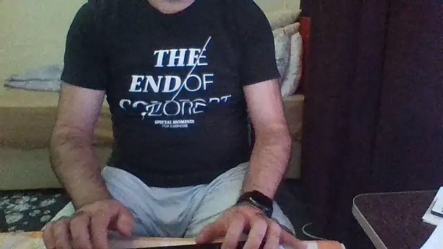 Snapshot of st206boy chatting on July 13, 2026, 11:48 pm st206boy online show from July 13, 2026, 11:48 pm