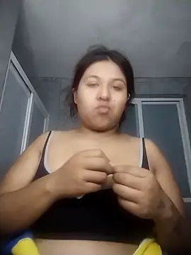 Atenea69 online show from October 24, 2025, 6:23 am