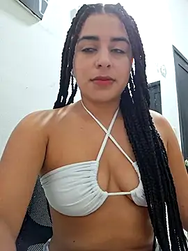 channell0 online show from November 30, 2025, 4:57 am