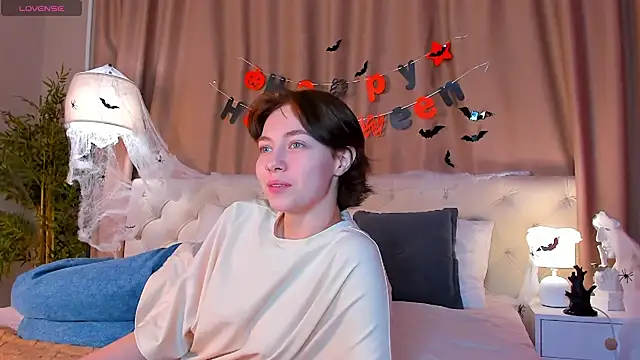 Skelerata online show from October 28, 2025, 1:06 am