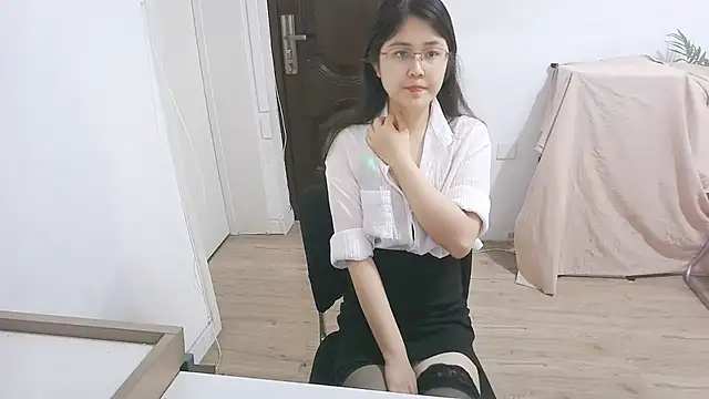 Snapshot of 98bunny chatting on April 9, 2026, 7:25 am 98bunny online show from April 9, 2026, 7:25 am