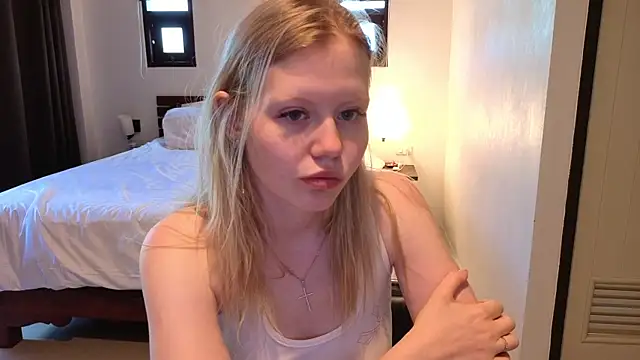 Snapshot of Wendy_228 chatting on June 14, 2026, 3:19 am Wendy 228 online show from June 14, 2026, 3:19 am