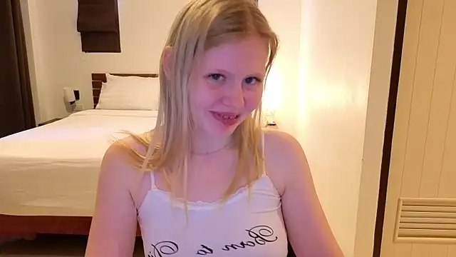 Snapshot of Wendy_228 chatting on June 27, 2026, 3:56 am Wendy 228 online show from June 27, 2026, 3:56 am