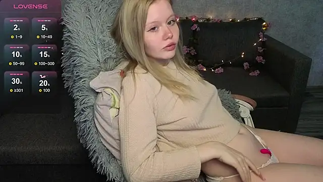 Snapshot of Wendy_228 chatting on May 22, 2026, 1:14 am Wendy 228 online show from May 22, 2026, 1:14 am