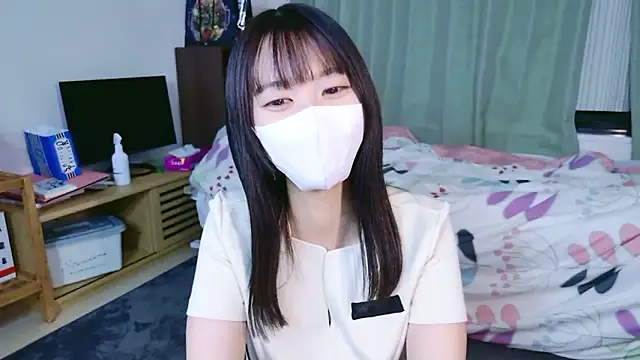 Snapshot of MAIMAI-club chatting on November 12, 2025, 4:44 pm MAIMAI-club online show from November 12, 2025, 4:44 pm