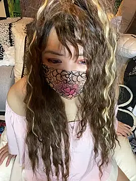 xoxLILxMELOxox online show from October 13, 2025, 11:45 am