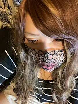 xoxLILxMELOxox online show from October 29, 2025, 4:50 pm