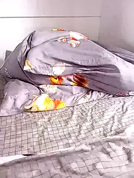 Alicia1010xh online show from November 5, 2025, 10:07 am