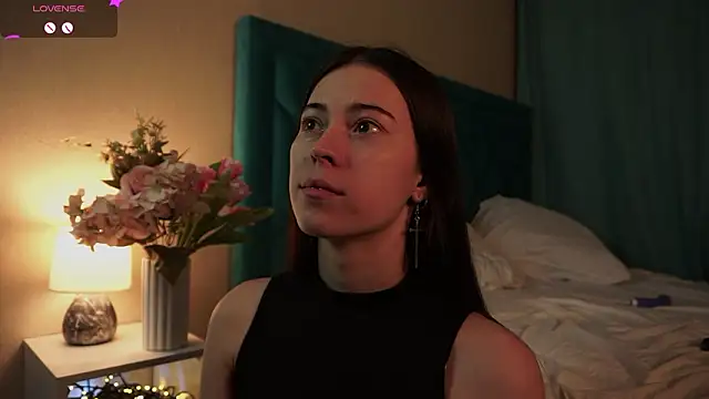 ywixos online show from March 27, 2026, 3:46 pm