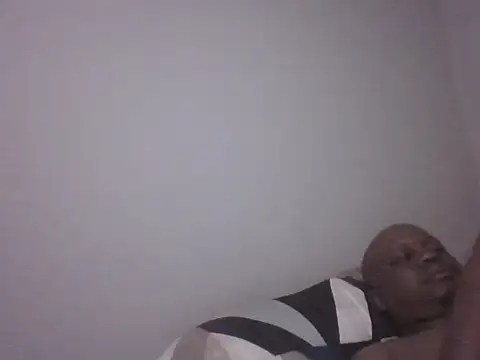 Snapshot of mcfeastdelux chatting on February 27, 2026, 3:07 am mcfeastdelux online show from February 27, 2026, 3:07 am