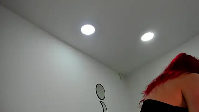 Snapshot of Maddy_Mills chatting on April 14, 2026, 7:52 pm Maddy Mills online show from April 14, 2026, 7:52 pm