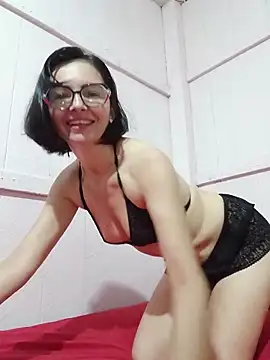 Snapshot of Luana_sexy42 chatting on May 24, 2026, 4:07 pm Luana sexy42 online show from May 24, 2026, 4:07 pm