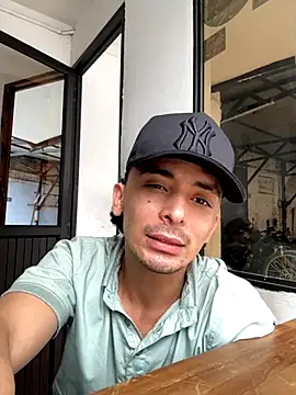 Jacobs0 online show from October 26, 2025, 4:40 pm