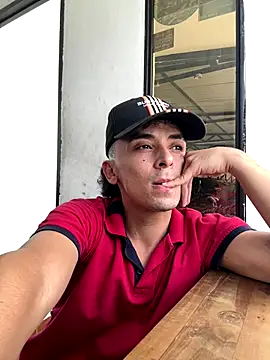 Jacobs0 online show from November 18, 2025, 6:22 pm