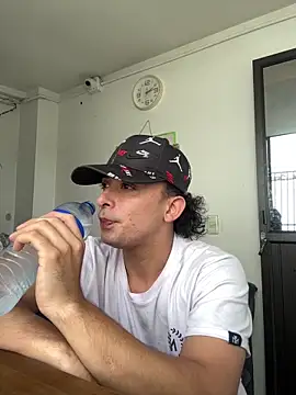 Snapshot of Jacobs0 chatting on June 17, 2026, 7:13 pm Jacobs0 online show from June 17, 2026, 7:13 pm