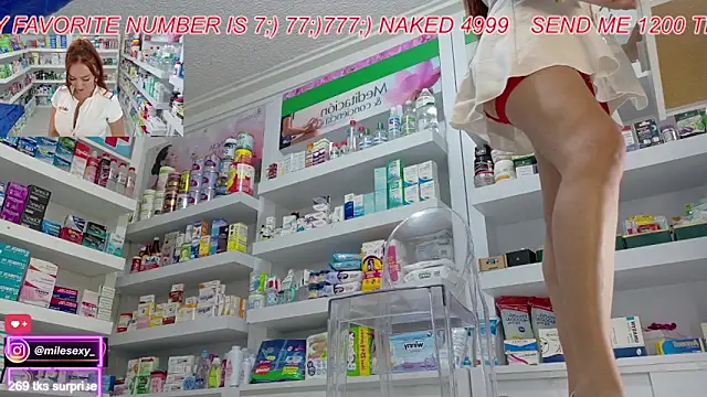 Snapshot of swmilena_hot_ chatting on May 6, 2026, 1:42 am swmilena hot online show from May 6, 2026, 1:42 am