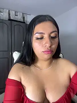 Snapshot of Issa_Santana chatting on September 13, 2025, 7:14 pm Issa Santana online show from September 13, 2025, 7:14 pm