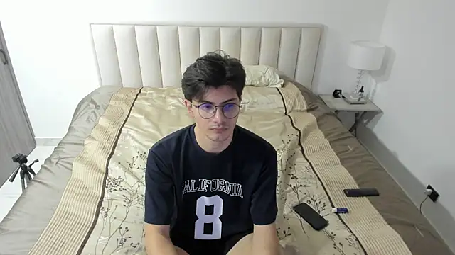 Snapshot of kyron__jobs chatting on March 25, 2026, 5:51 am kyron jobs online show from March 25, 2026, 5:51 am