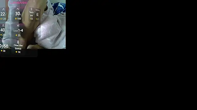 AnaLuxJulia online show from November 3, 2025, 2:53 pm