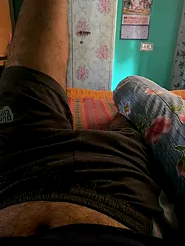 darkbluemoon online show from October 18, 2025, 2:24 am