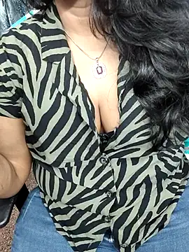 Hotty Sonali online show from April 7, 2026, 5:04 pm