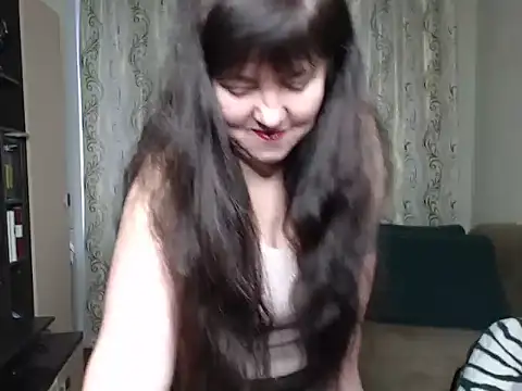 Snapshot of Illusionq chatting on February 9, 2026, 5:16 am Illusionq online show from February 9, 2026, 5:16 am