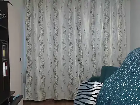 Snapshot of Illusionq chatting on February 2, 2026, 5:50 am Illusionq online show from February 2, 2026, 5:50 am