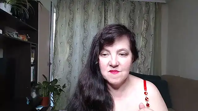 Snapshot of Illusionq chatting on July 5, 2026, 10:22 am Illusionq online show from July 5, 2026, 10:22 am