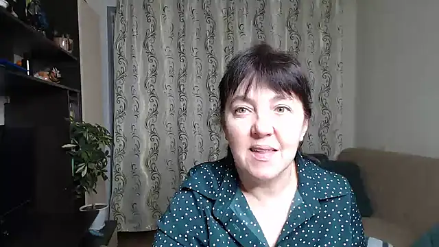 Snapshot of Illusionq chatting on October 28, 2025, 5:08 am Illusionq online show from October 28, 2025, 5:08 am