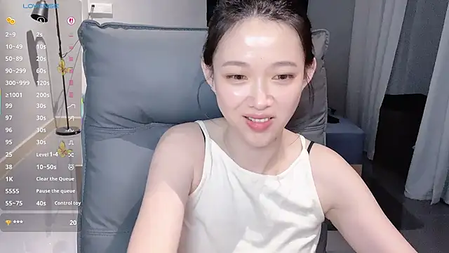 Snapshot of NiNi-baby520 chatting on October 2, 2025, 3:37 pm NiNi-baby520 online show from October 2, 2025, 3:37 pm