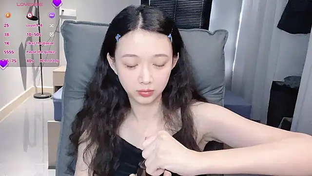 Snapshot of NiNi-baby520 chatting on September 14, 2025, 7:20 am NiNi-baby520 online show from September 14, 2025, 7:20 am