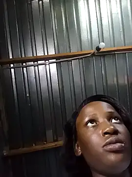 melaninbaebyy online show from April 18, 2026, 3:14 pm