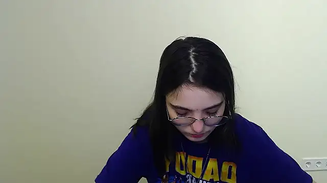 Snapshot of Sun_Shine__ chatting on May 7, 2026, 9:18 pm Sun Shine online show from May 7, 2026, 9:18 pm