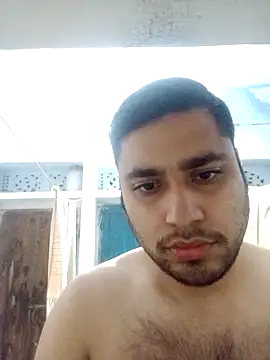 Snapshot of Desirock001 chatting on January 18, 2026, 12:52 pm Desirock001 online show from January 18, 2026, 12:52 pm