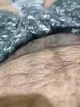 brownbear6 online show from October 3, 2025, 5:47 pm