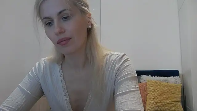 Snapshot of Lika_Soul chatting on October 31, 2025, 4:25 pm Lika Soul online show from October 31, 2025, 4:25 pm