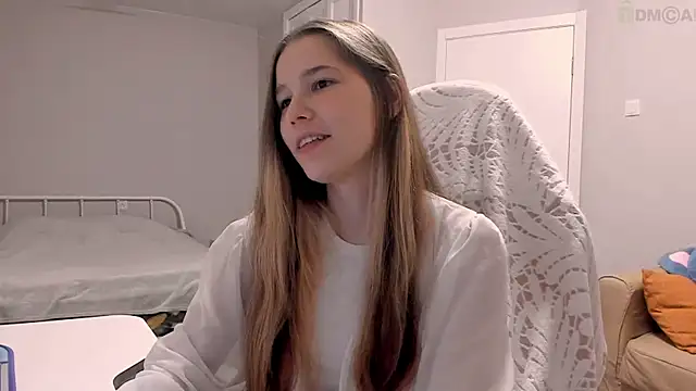 ValerieBubbles online show from November 17, 2025, 9:08 pm