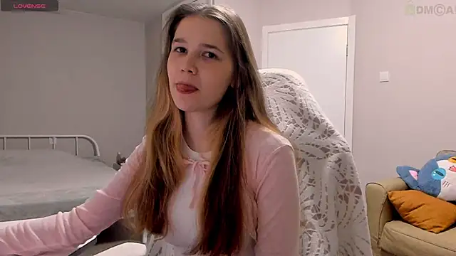 ValerieBubbles online show from November 9, 2025, 8:57 pm