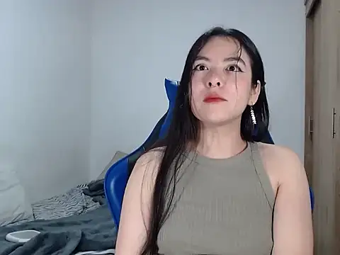 Snapshot of EloiseJun chatting on January 15, 2026, 3:54 am EloiseJun online show from January 15, 2026, 3:54 am