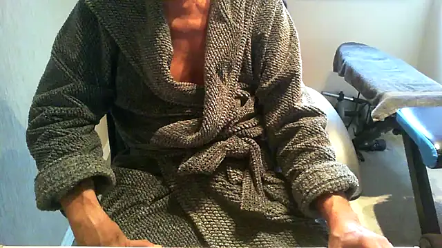 rogpb online show from October 15, 2025, 8:11 am