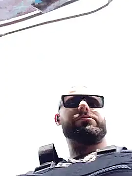 Snapshot of Barber33zk chatting on June 22, 2026, 8:00 am Barber33zk online show from June 22, 2026, 8:00 am
