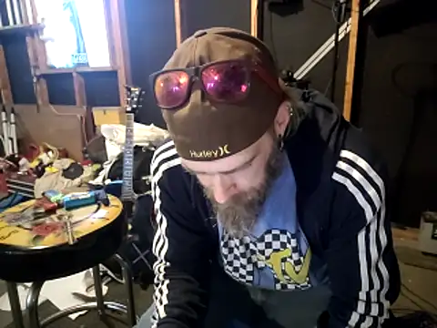 thejuicybacon online show from March 26, 2026, 1:53 pm