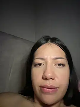 Snapshot of MissCat_ chatting on May 25, 2026, 1:27 am MissCat online show from May 25, 2026, 1:27 am